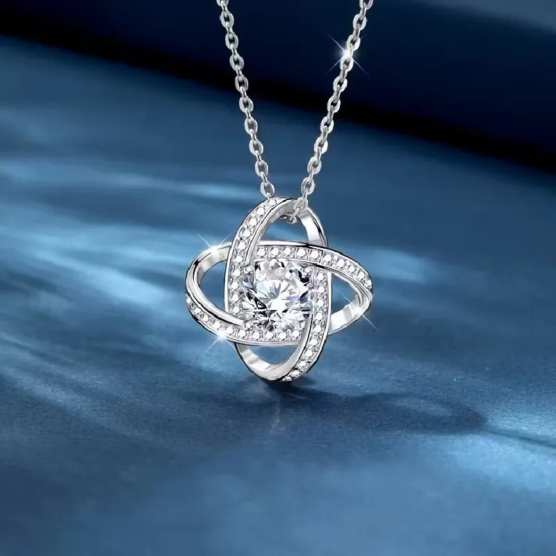 Fashion Four Leaf Pendant Necklace, Ideal Mother'S Day Present for Moms, Affordable Option for Daughters