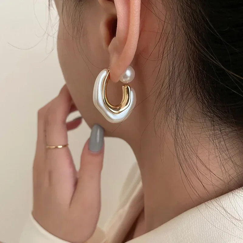 Round Geometric Earring