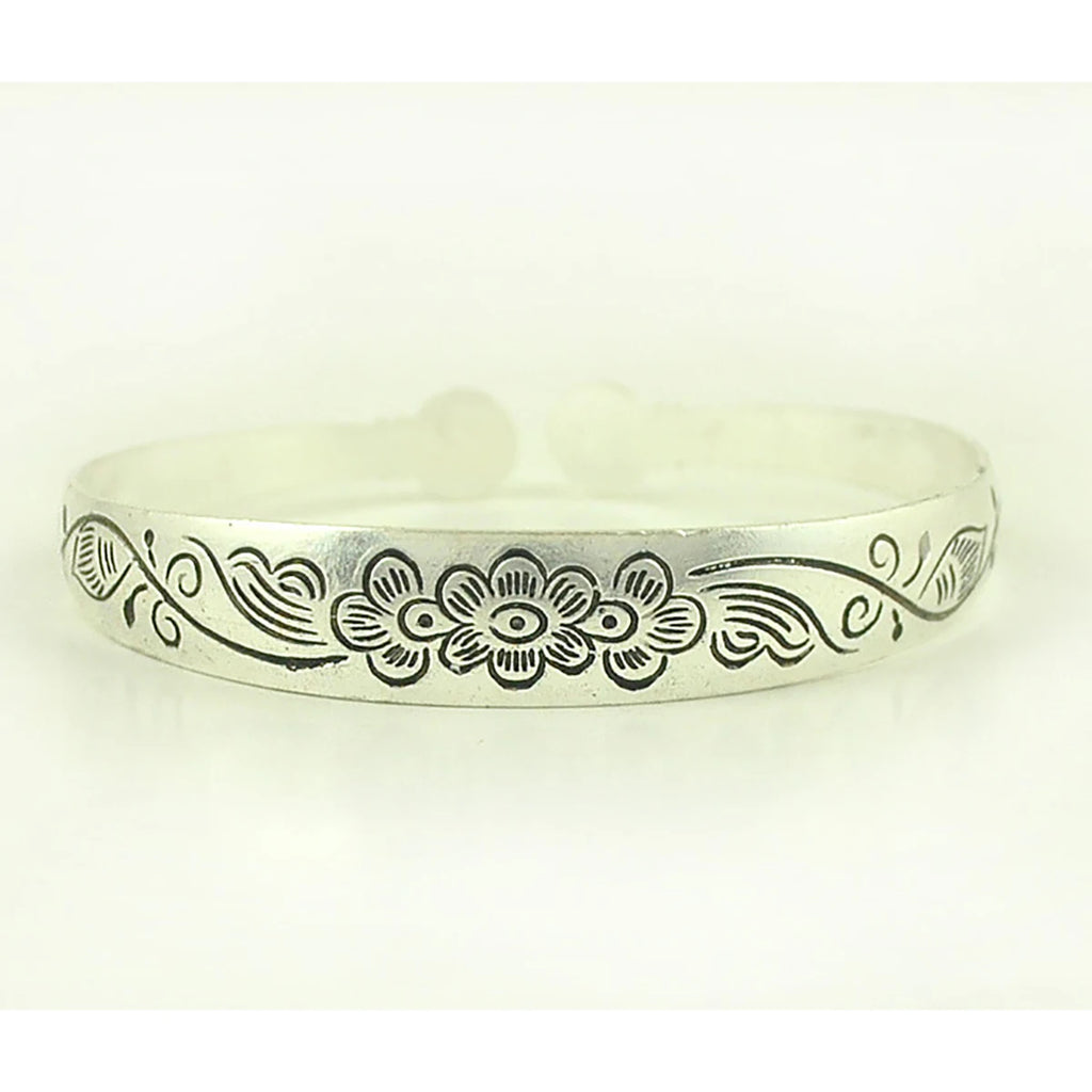New Retro Cuff Bracelets Tibetan Silver Metal Carving Fish Elephant Flower Bangles Vintage Gypsy Jewelry Female Gifts