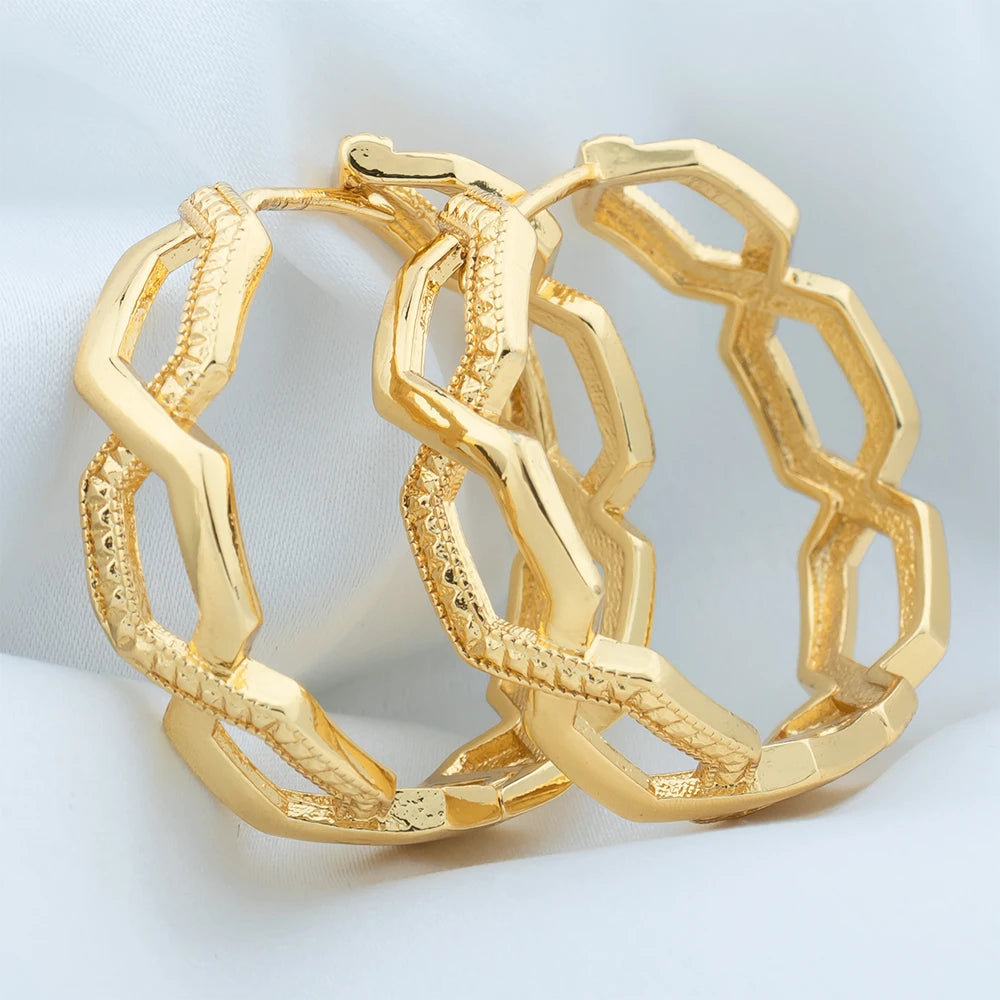 Trend Exaggerated Personality