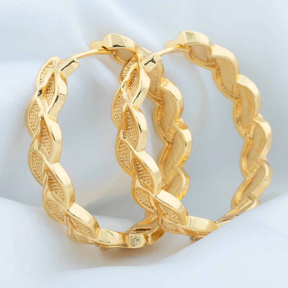 Trend Exaggerated Personality